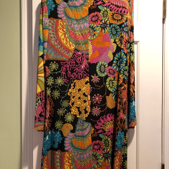 Iconic Trina Turk dress - Picture 2 of 2